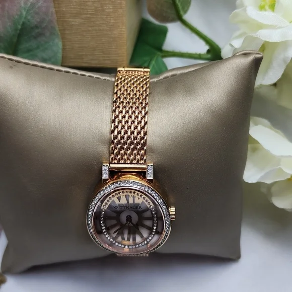 WITTNAUER WOMAN'S DRESS WATCH - Picture 3 of 6